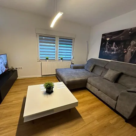 Apartment Mit Wintergarten